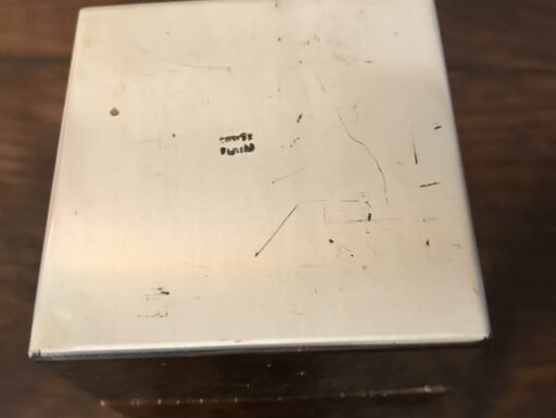 ACCENDINO DA TAVOLO ANNI 60 IN METALLO E RADICA