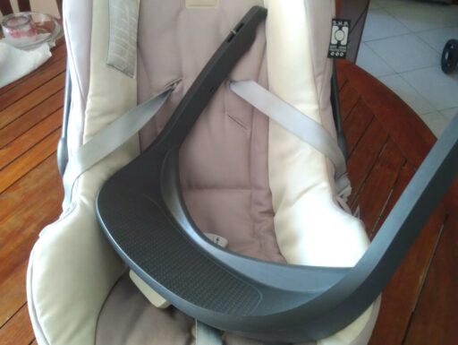 Passeggino, culla, ovetto e box