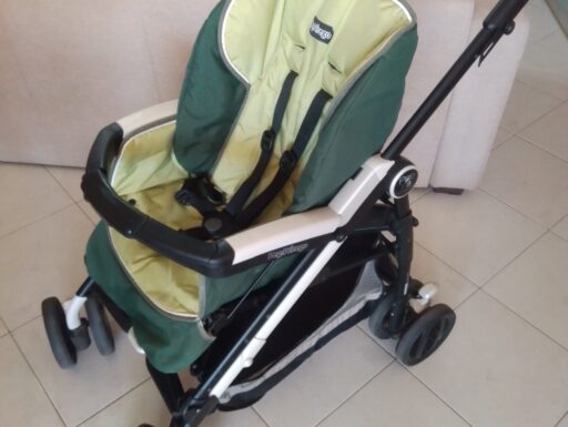 Passeggino, culla, ovetto e box