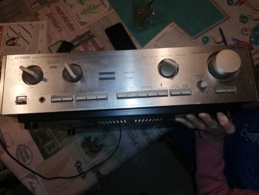 Luxman L 410