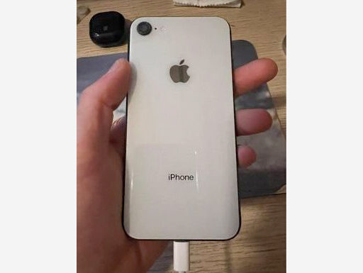 iPhone 8 64 gb