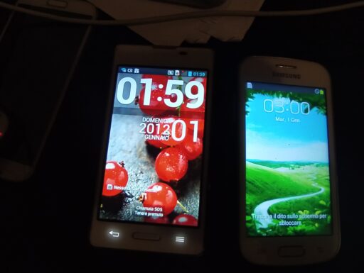 Due smartphone un Samsung e un LG