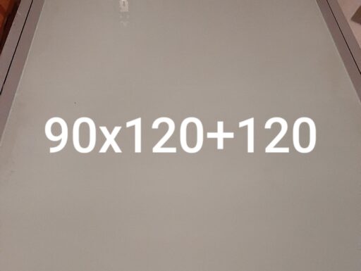 Sedie, poltroncine e tavoli