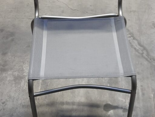 Sedie, poltroncine e tavoli