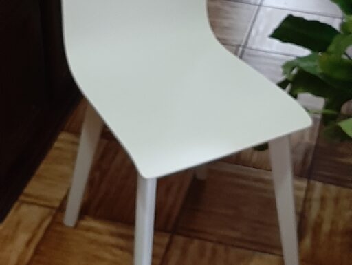 Sedie, poltroncine e tavoli