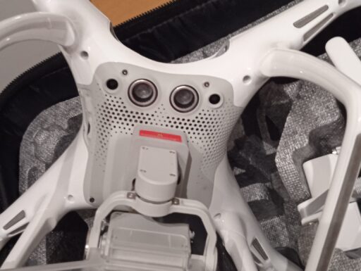 Drone dji phantom 4 come nuovo completo+accessori aggiunti