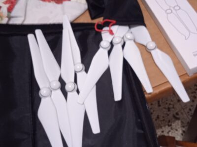 Drone dji phantom 4 come nuovo completo+accessori aggiunti