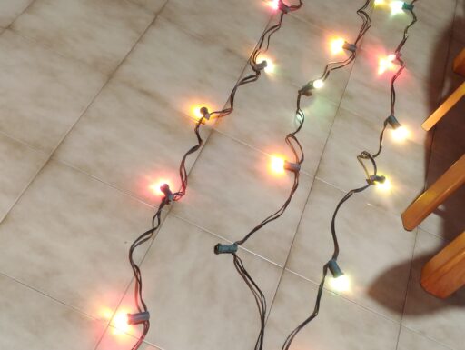 Catena luci natalizie