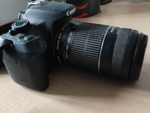 Canon EOS 1200D