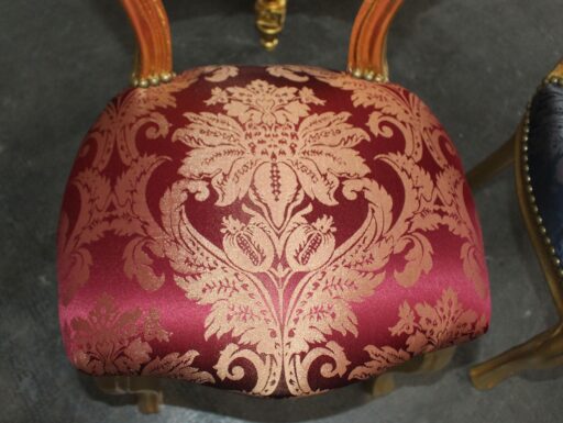 Poltroncina in stile Barocco moderno