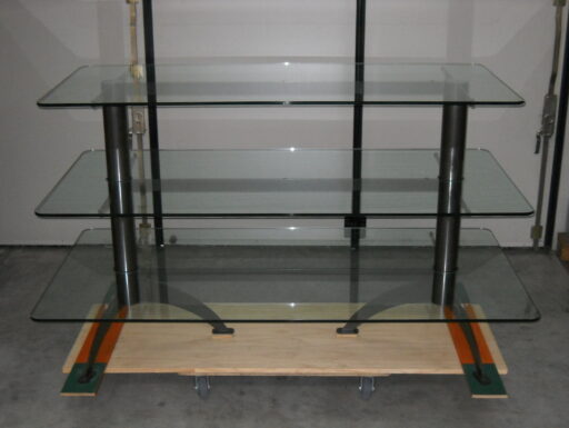 Tavolo espositore in cristallo a tre ripiani 10 pezzi