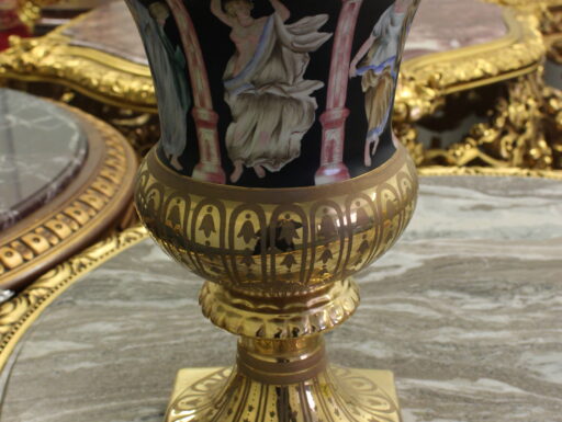 Coppia di vasi, stile impero