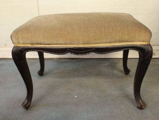 Set poltroncina vintage con poggiapiedi