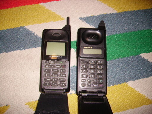 Cellulare Motorola international 8700