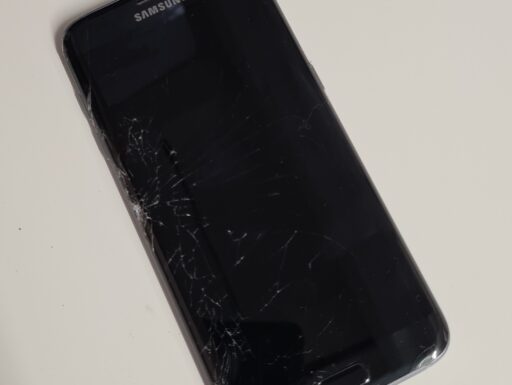 Samsung S7 Edge usato da riparare