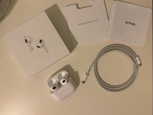 AirPods 3ª Generazione (MagSafe/Lightning)