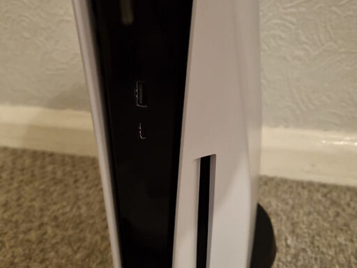 Sony ps5 standard edition usata