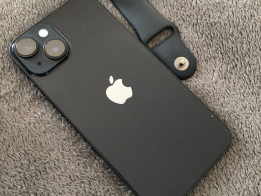 iPhone 14 256gb + Apple Watch serie 8