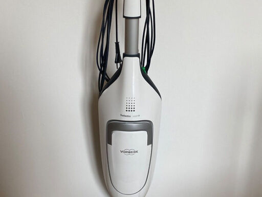 Aspirapolvere Folletto VK220 S