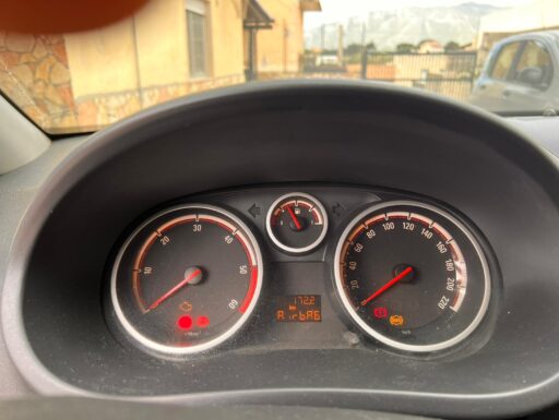 Opel corsa 1.3 Diesel anno 2008