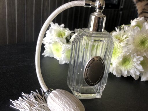 Boccetta Profumo Vintage – con pompetta e placca in argento