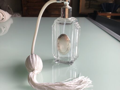 Boccetta Profumo Vintage – con pompetta e placca in argento