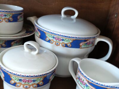 Servito da the Ginori