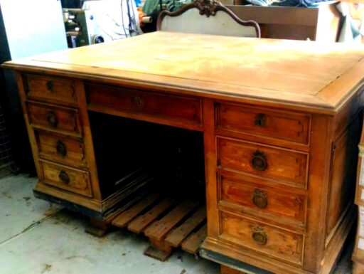 Mobili dei primi ‘900 uso ufficio – studio – casa