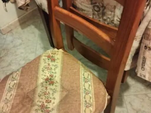 Tavolo in legno massello