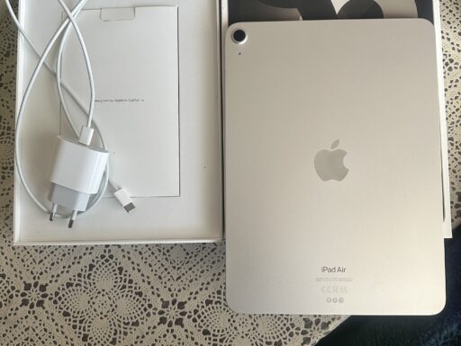 Ipad air 256gb 5gen. wi-fi ancora un anno di garanzia