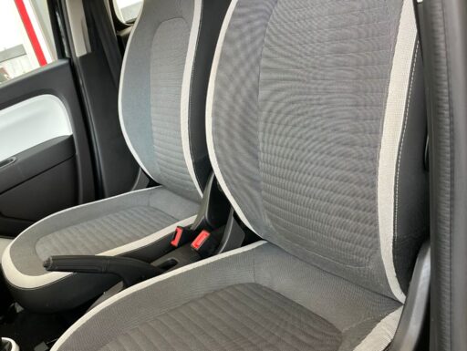 Renault twingo 1.0 intens km 34.000 certificati