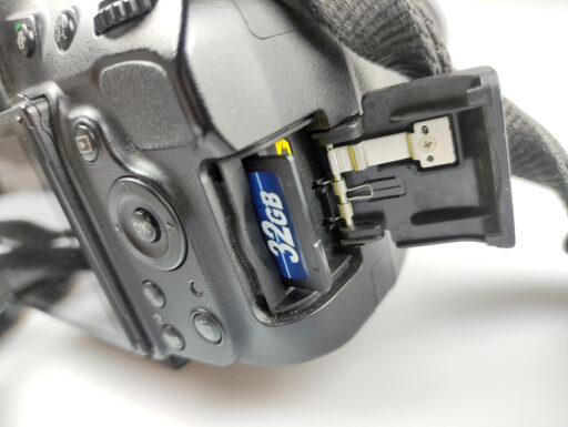 Reflex digitale Nikon D5100 + obbiettivi