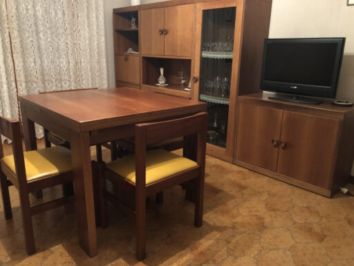Mobili sala completa. Prezzo indicato trattabile