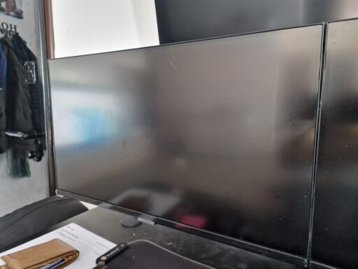 2 Monitor/Smart TV Samsung