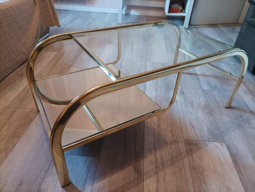 Tavolino soggiorno oro a Villa Carcina