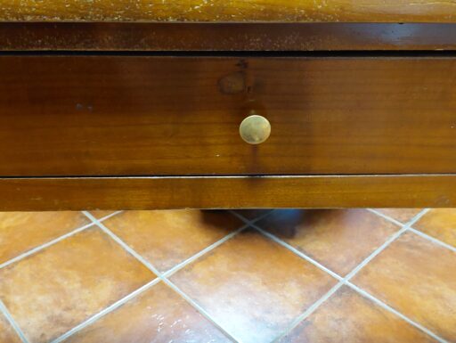 Scrivania antica in legno di ciliegio