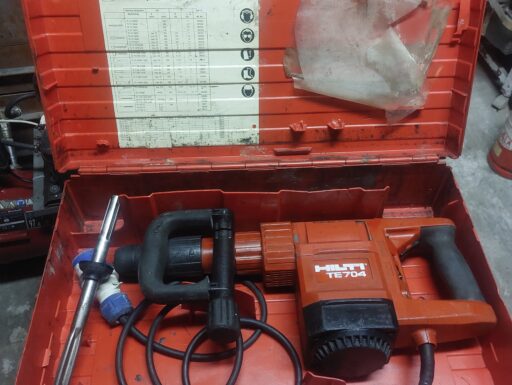 Martello demolitore hilti Te 704