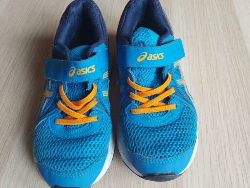 Scarpa Asics da bambino tg33