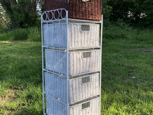 Cassettiera in ferro con 5 cassetti in rattan