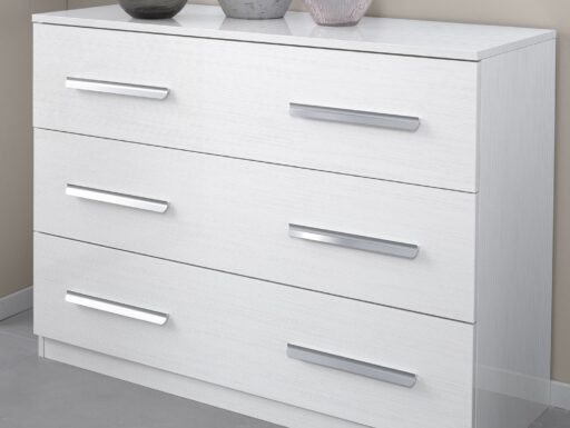 Camera matrimoniale in bianco larice