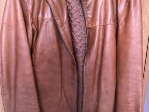 Capi uomo e donna in vera pelle