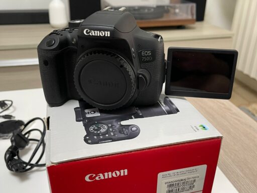 Canon EOS 750d