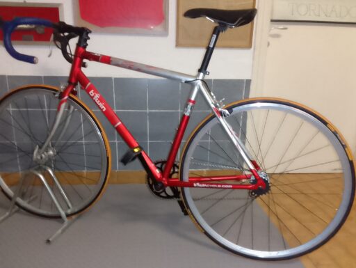 Single Speed/Fixie,su telaio corsa B-twin alluminio,taglia S