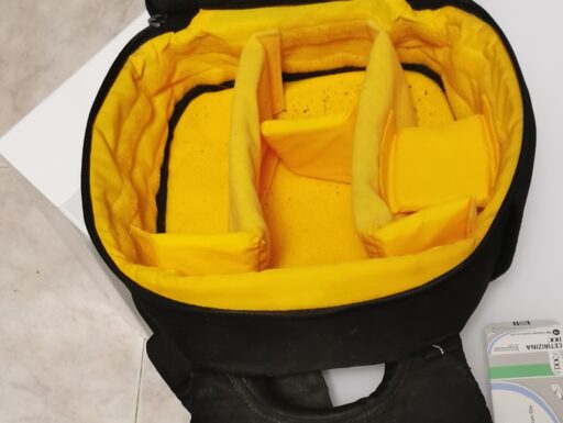 Macchina fotografica Nikon D90 come nuova completa di accessori