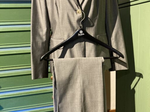 Completo giacca e pantaloni di MAX MARA taglia 46