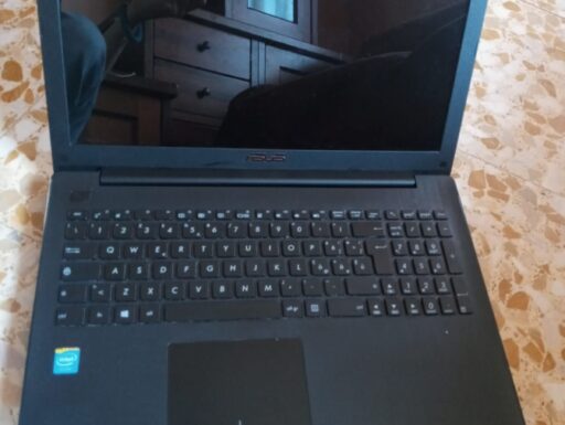 Notebook Asus P 553 M 15.6 pollici