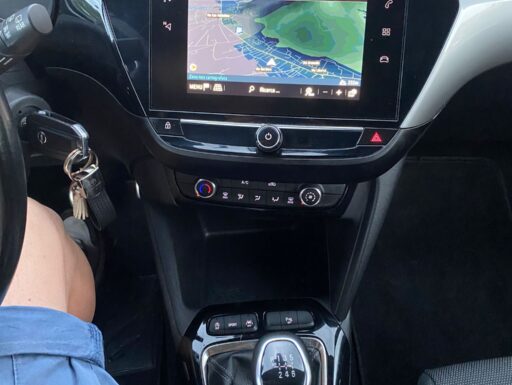 Autovettura Opel Corsa GS Line 1.2 VI serie