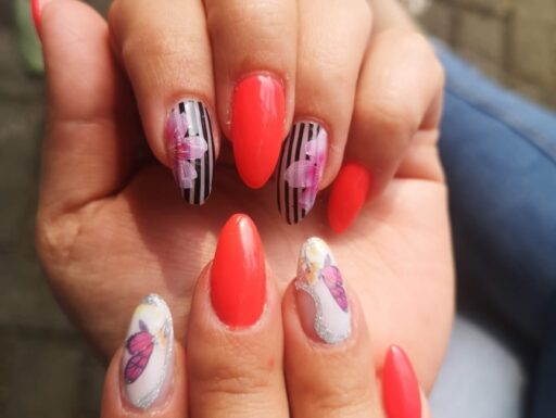 Ricostruzione unghie