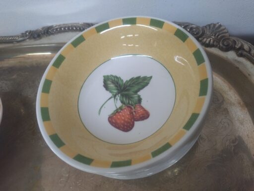 Set in maiolica inglese