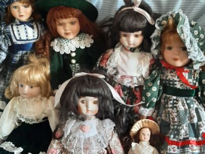 Bambole in porcellana